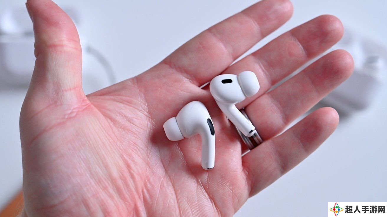 苹果 AirPods 新突破：内置摄像头，引领耳机智能交互新时代