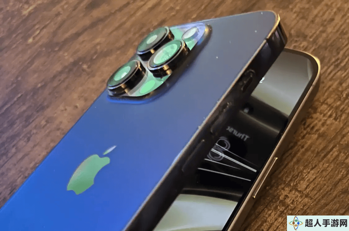 苹果可折叠iPhone来袭，20周年纪念版或将颠覆想象？