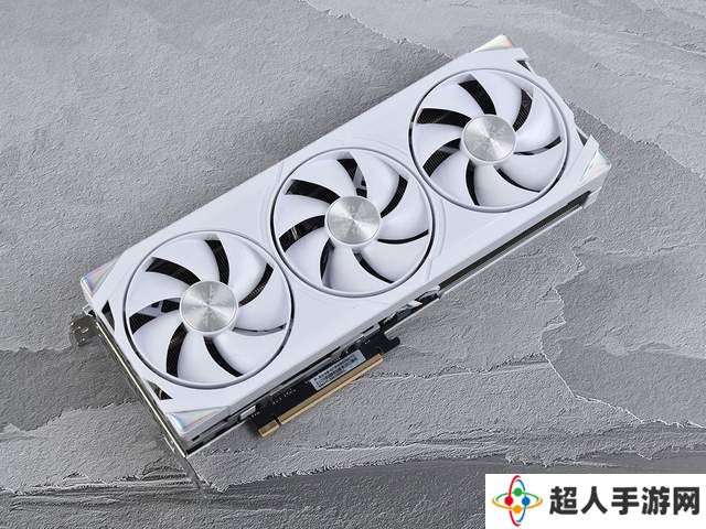 耕升RTX 5070 Ti踏雪OC：性能与颜值并存，OC版值得入手吗？