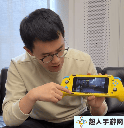 Redmi K80 Pro变身掌机，网友自制神器畅玩3A大作